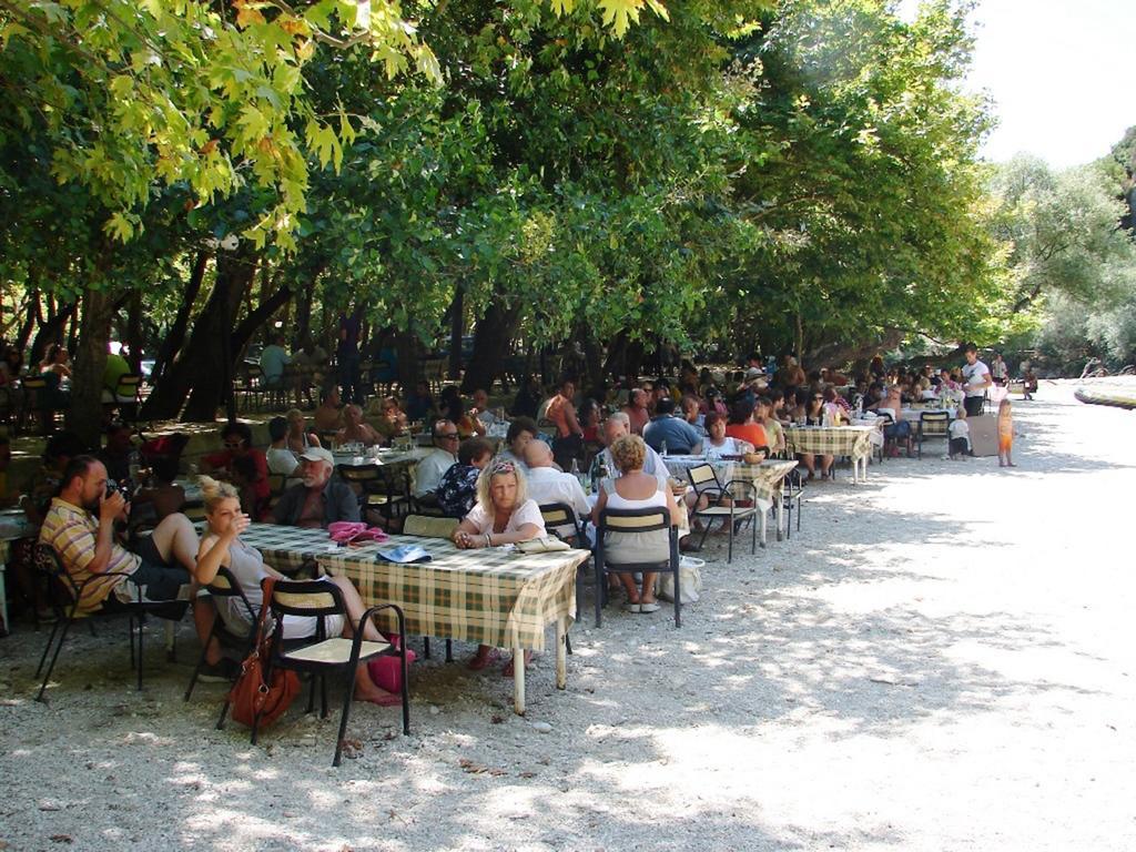 גליקי Piges Hotel מראה חיצוני תמונה